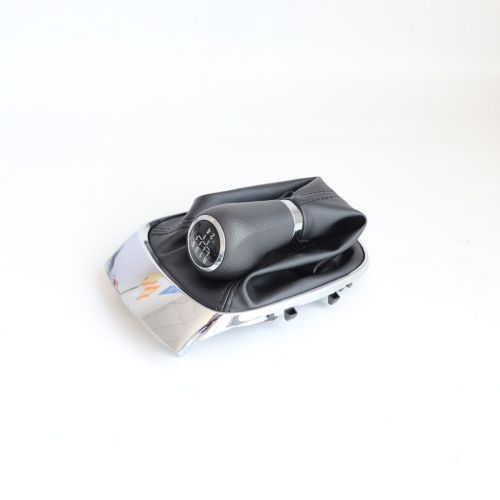 Opel Mokka rucica menjaca 5 i 6b sa kozicom i ramom