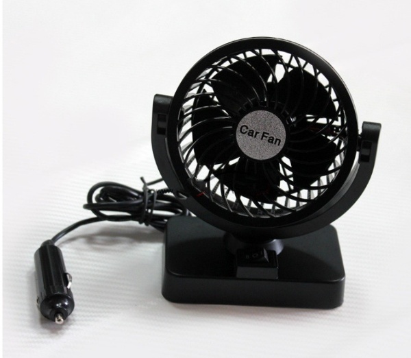 Ventilator 12v za kabinu sa 2 brzine .