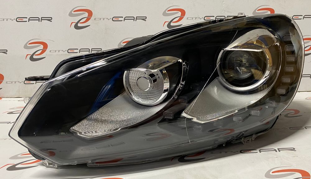Volkswagen Golf 6  Farovi xenon sa 1 projektorom