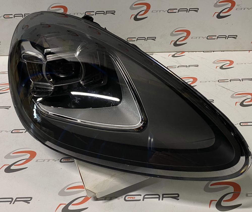 Porsche Cayen Farovi full LED  sa AFS-om  Od 2011 do 2015 god