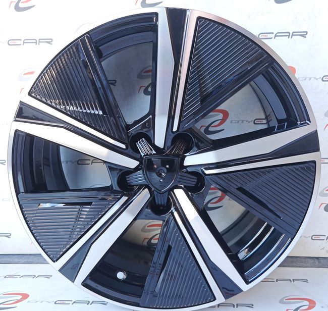 17 Peugeot Alu felne 5x108/3 modela.