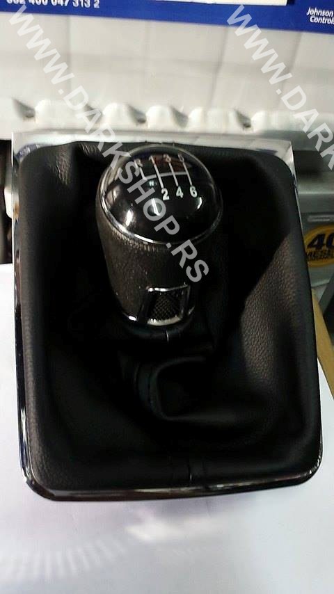 GOLF 7 SA 6 BRZINA,TIPSKA RUCICA+KOZA+OKVIR.