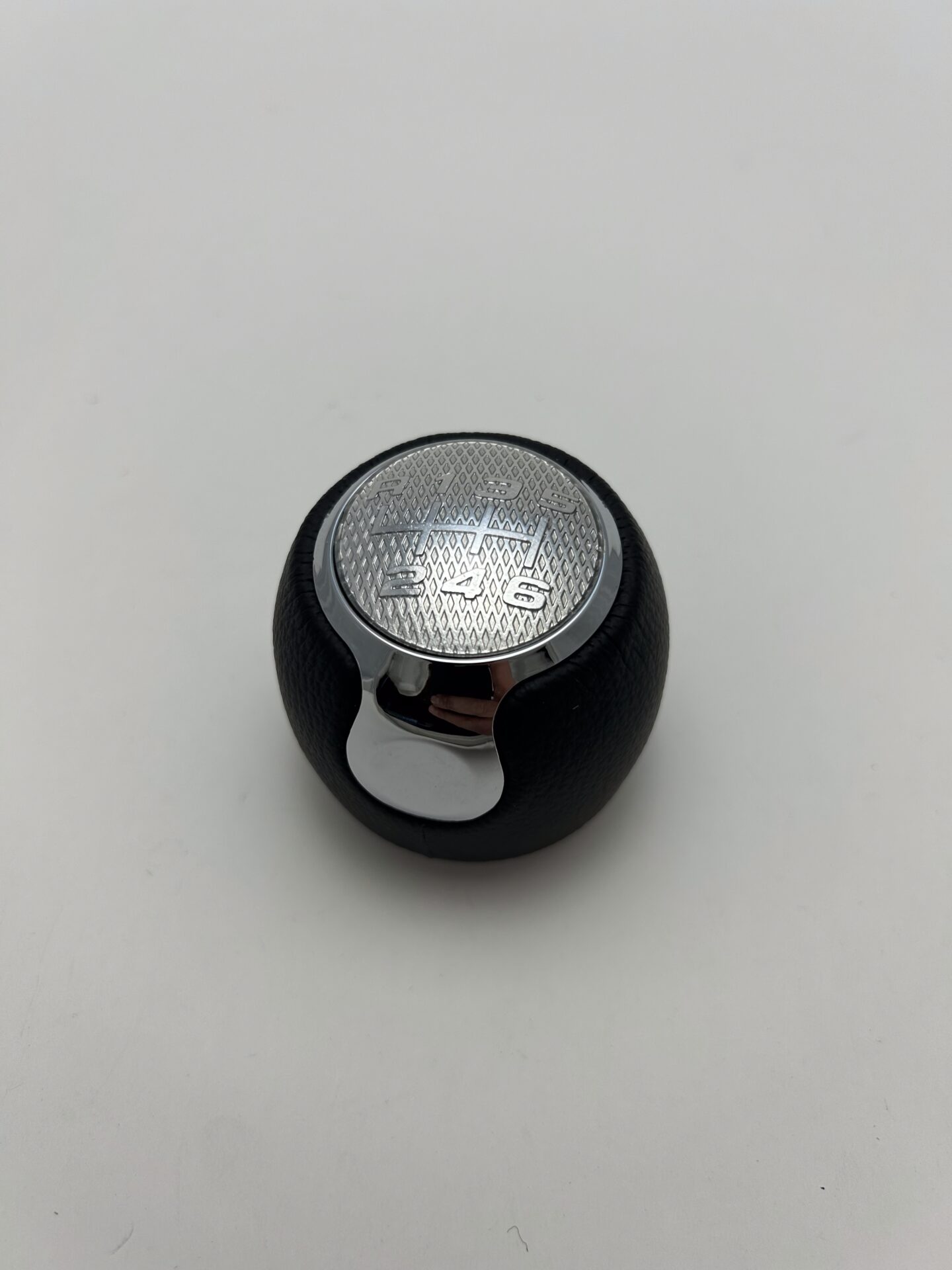 Alfa Romeo Mito rucica menjaca 6b. Model od 2008-2018.