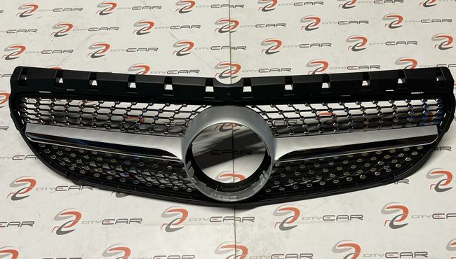 W246 prednja maska diamond za Mercedes Benz
